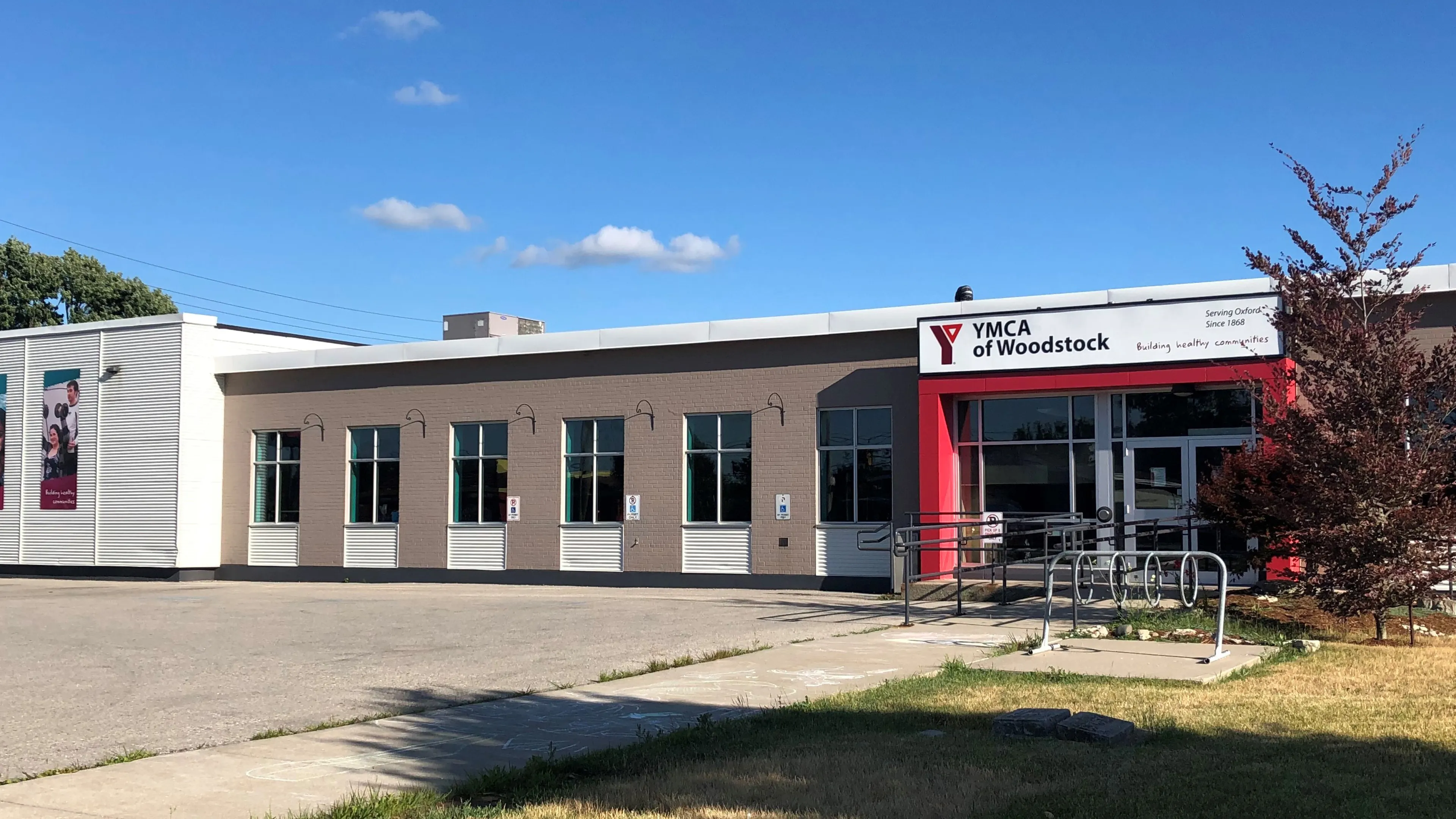 Photo of the YMCA of Woodstock building