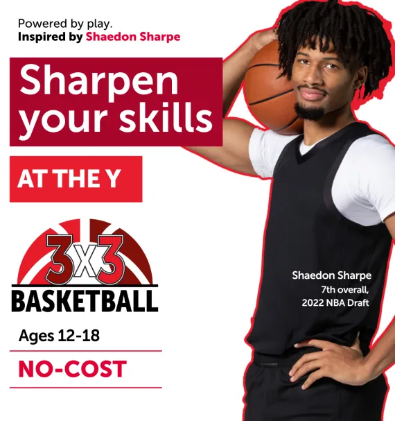 Shaedon Sharpe holding a basketball